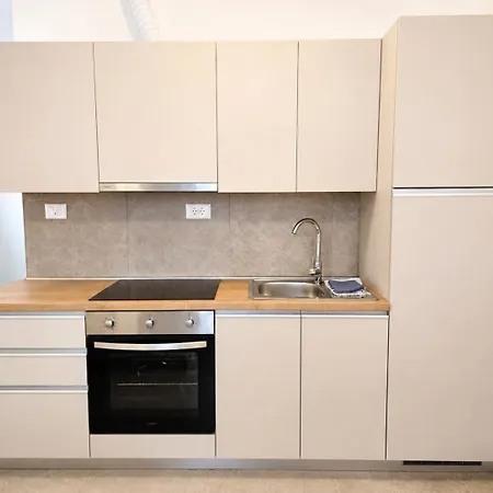 Apartment 1902